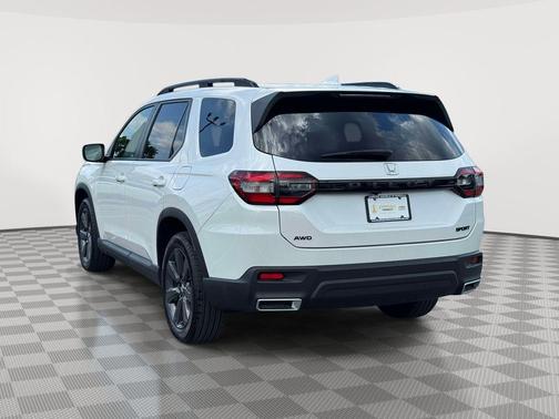 Platinum White Pearl 2023 Honda Pilot Sport