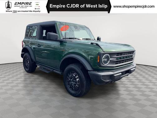 Eruption Green Metallic 2023 Ford Bronco Base