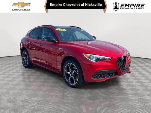Rosso 2023 Alfa Romeo Stelvio Veloce