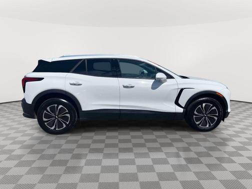 Summit White 2024 Chevrolet Blazer EV LT