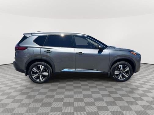 Gun Metallic 2021 Nissan Rogue SL