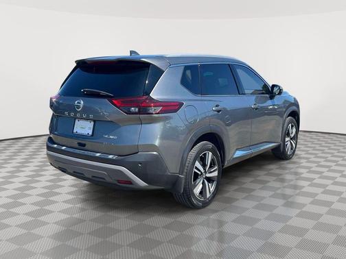 Gun Metallic 2021 Nissan Rogue SL