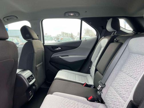 Blue Glow Metallic 2023 Chevrolet Equinox LS