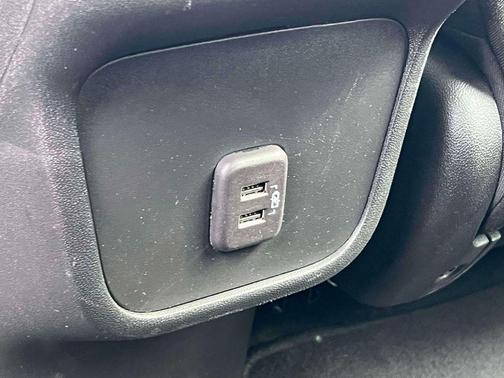 Blue Glow Metallic 2023 Chevrolet Equinox LS