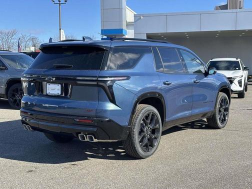 Lakeshore Blue Metallic 2026 Chevrolet Traverse RS