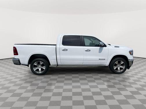 Bright White Clearcoat 2021 RAM 1500 Laramie