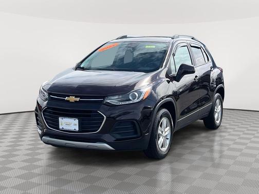 Black Cherry Metallic 2021 Chevrolet Trax LT