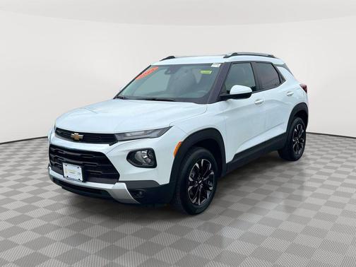 Summit White 2023 Chevrolet Trailblazer LT