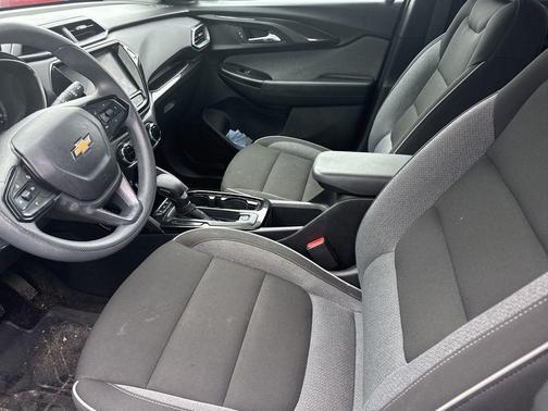 Summit White 2023 Chevrolet Trailblazer LT