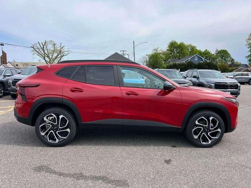 Red 2026 Chevrolet Trax 2RS