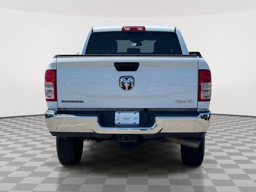 Bright White Clearcoat 2022 RAM 2500 Big Horn