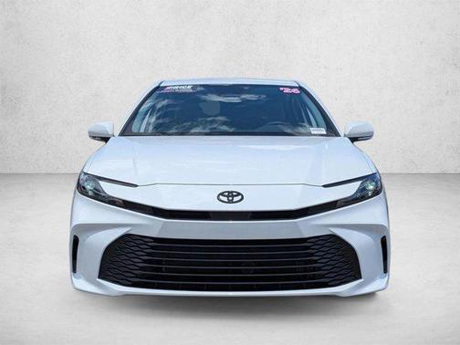 Ice Cap 2026 Toyota Camry LE