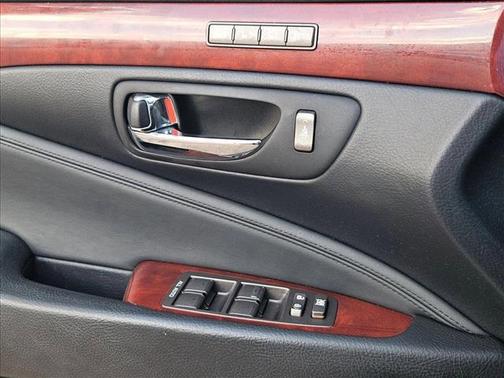 2007 Lexus LS 460 Base