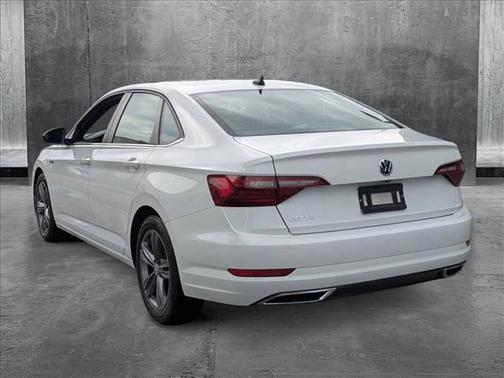 2021 Volkswagen Jetta 1.4T R-Line