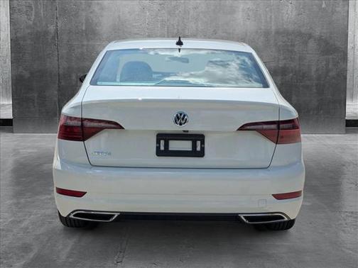 2021 Volkswagen Jetta 1.4T R-Line