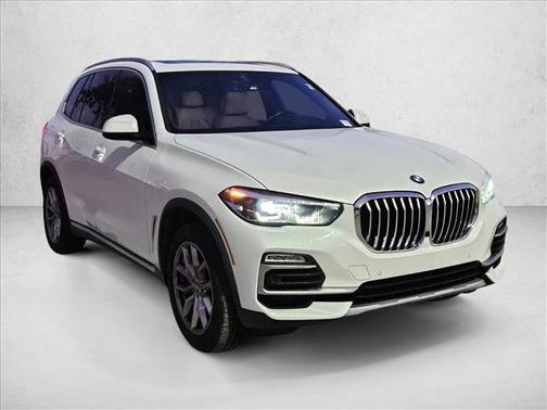 Mineral White Metallic 2021 BMW X5 PHEV xDrive45e
