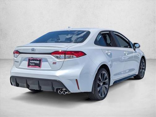 Wind Chill Pearl 2026 Toyota Corolla SE