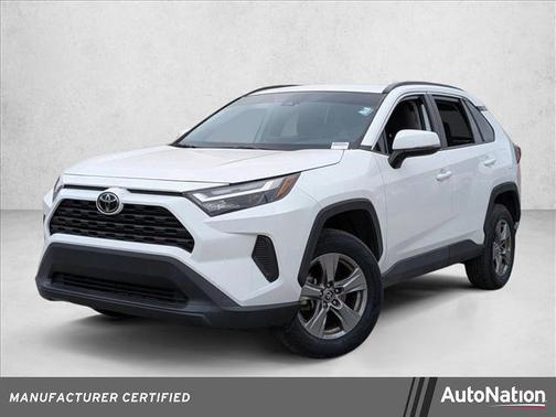 2022 Toyota RAV4 XLE