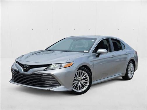 2018 Toyota Camry XLE