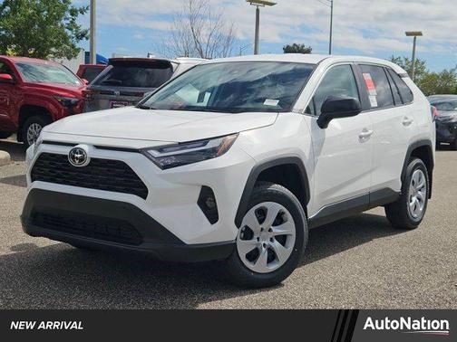 2025 Toyota RAV4 LE