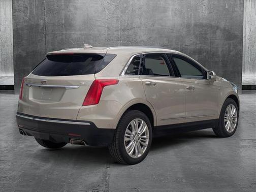 2017 Cadillac XT5 Premium Luxury