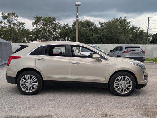 2017 Cadillac XT5 Premium Luxury