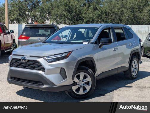 2023 Toyota RAV4 LE