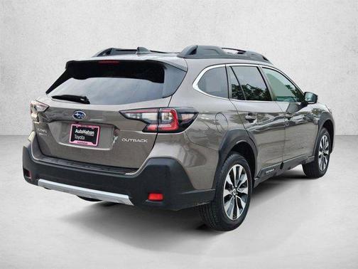 Brilliant Bronze Metallic 2023 Subaru Outback Limited