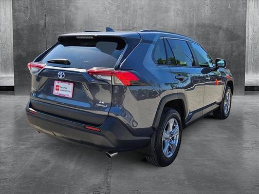 2024 Toyota RAV4 Hybrid LE