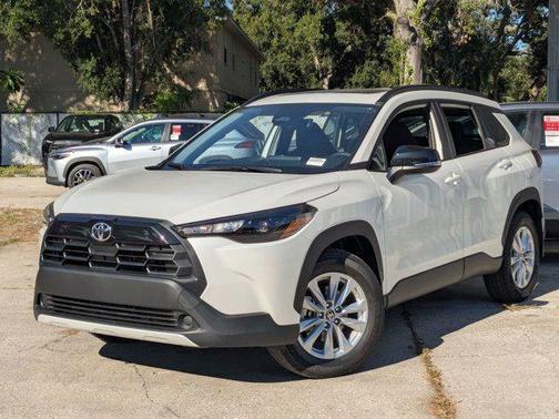 2026 Toyota Corolla Cross LE