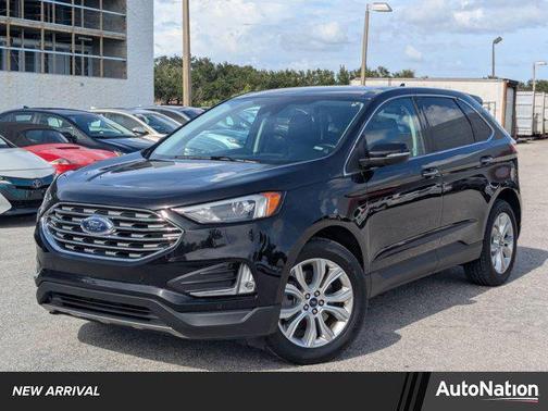 2022 Ford Edge Titanium