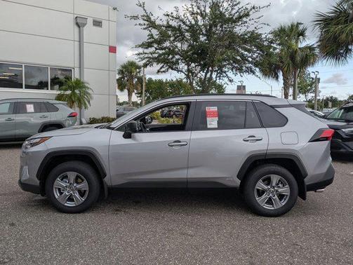 2025 Toyota RAV4 Hybrid LE