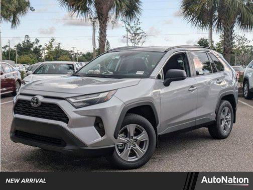 2025 Toyota RAV4 Hybrid LE