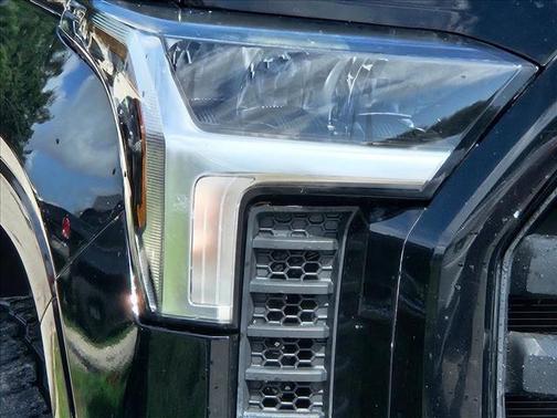 Midnight Black Metallic 2022 Toyota Tundra SR