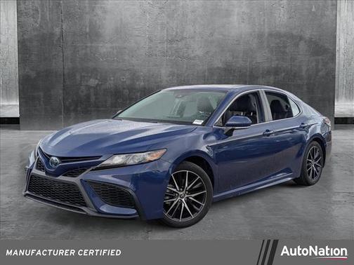 2024 Toyota Camry Hybrid SE