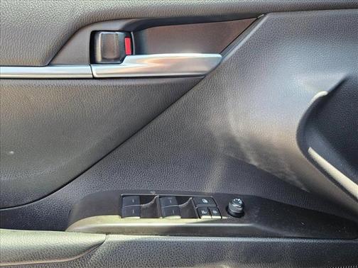 2024 Toyota Camry Hybrid SE