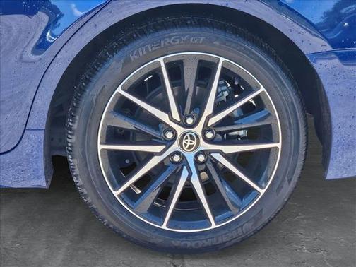 2024 Toyota Camry Hybrid SE