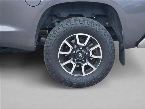 2014 Toyota Tundra SR5