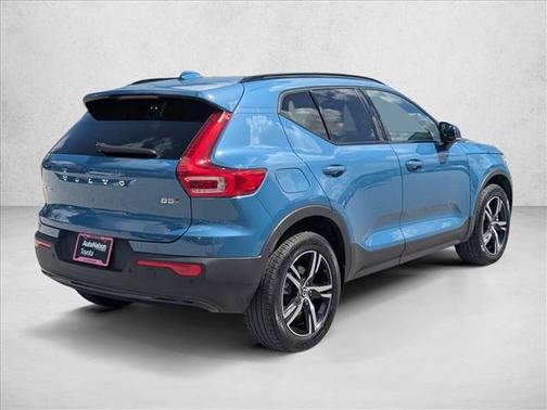 Fjord Blue Metallic 2024 Volvo XC40 B5 Core Dark Theme