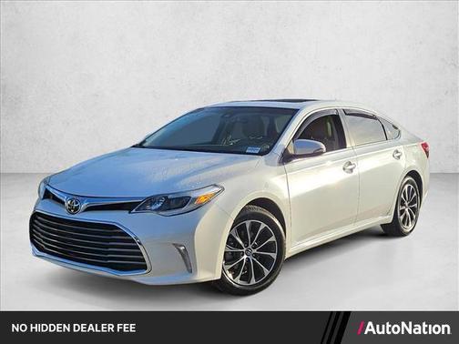 Blizzard Pearl 2017 Toyota Avalon XLE Premium