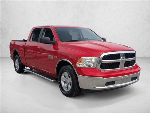 2019 RAM 1500 SLT
