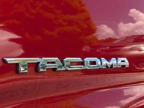 Barcelona Red Metallic 2022 Toyota Tacoma TRD Sport