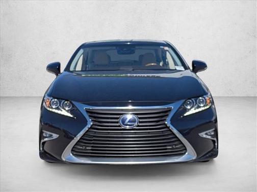2017 Lexus ES 300h Base