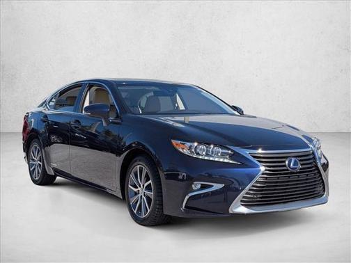 2017 Lexus ES 300h Base