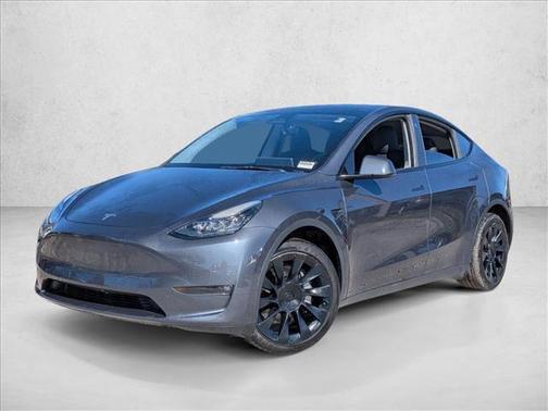 2022 Tesla Model Y Long Range Dual Motor All-Wheel Drive