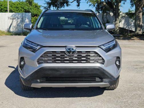 2022 Toyota RAV4 Limited