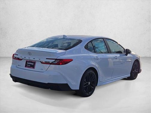 Ice Cap 2026 Toyota Camry SE