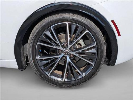 Wind Chill Pearl 2023 Toyota Prius XLE