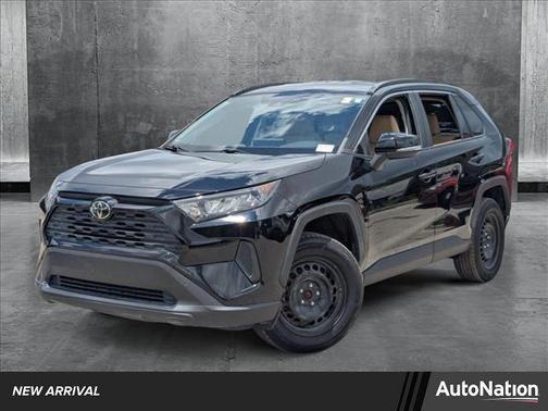 2021 Toyota RAV4 LE