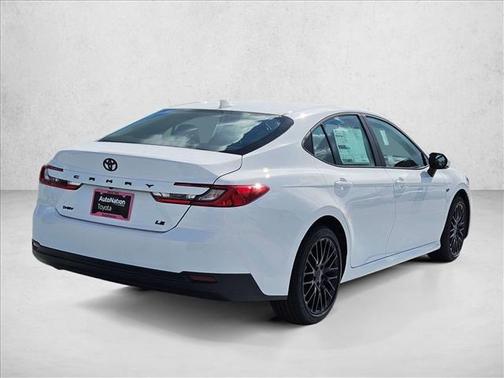 Ice Cap 2026 Toyota Camry LE